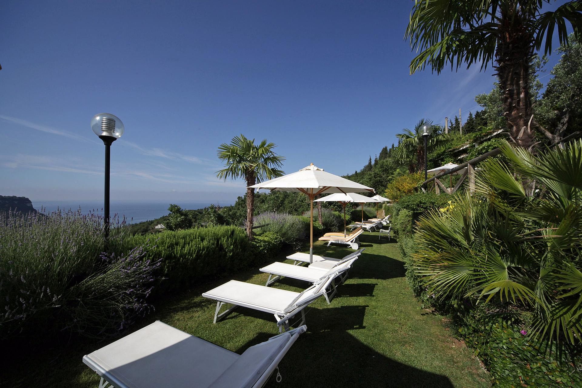 Hotel Madrigale, Gardasee - Online zum Bestpreis buchen | Domicillio