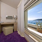 Adoral Aparthotel